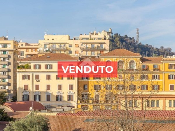 appartamento in vendita a Roma in zona Della Vittoria