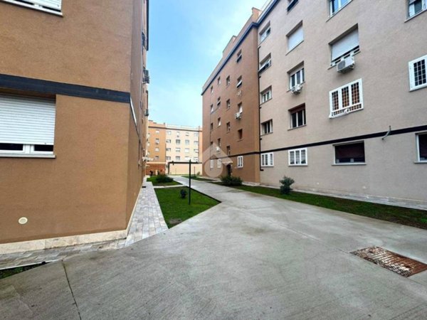 appartamento in vendita a Roma in zona Castel Fusano