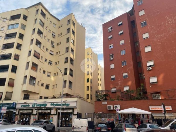 appartamento in vendita a Roma in zona Don Bosco