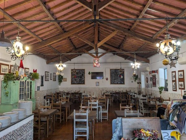 negozio in vendita a Roma in zona Collatino