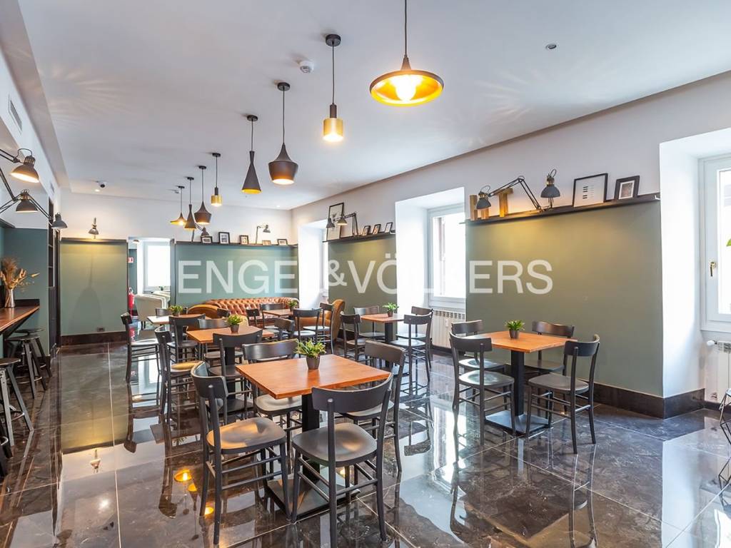 intera palazzina in vendita a Roma