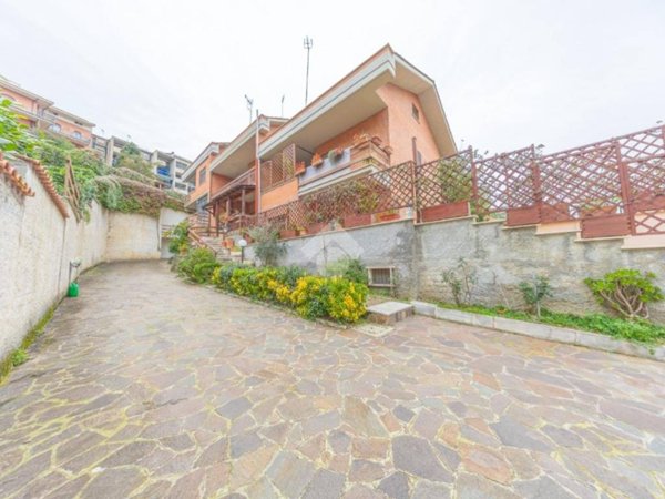 casa indipendente in vendita a Roma in zona Olgiata