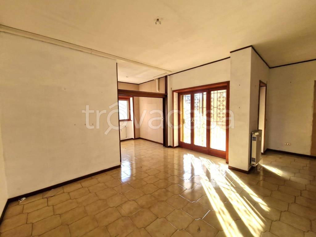 appartamento in vendita a Roma in zona Torrino