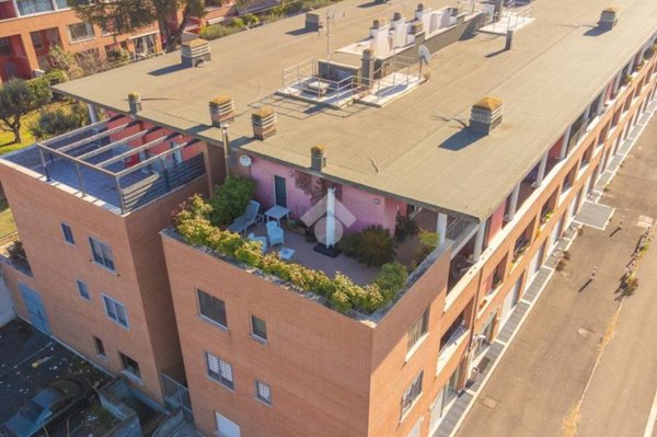 appartamento in vendita a Roma in zona Lunghezza