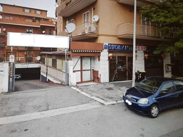 negozio in vendita a Roma in zona Portuense