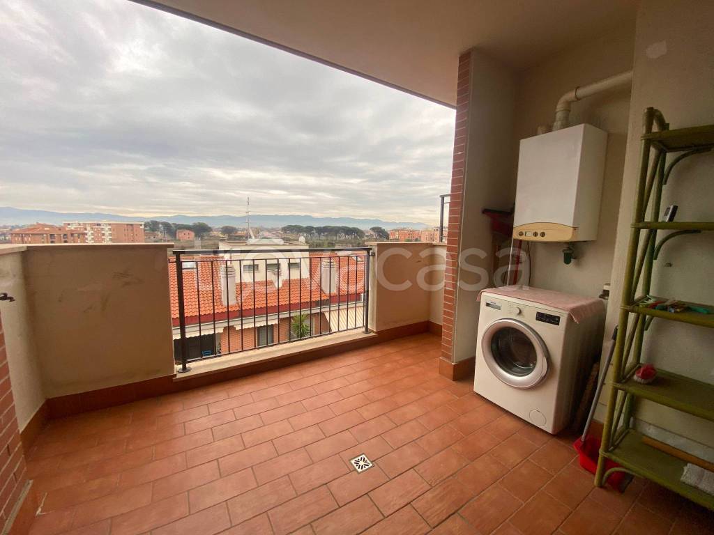 appartamento in vendita a Roma in zona Ponte di Nona