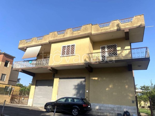 negozio in vendita a Roma in zona Ostiense