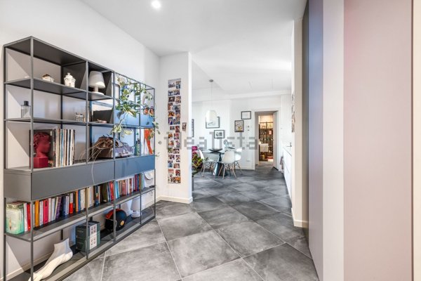 appartamento in vendita a Roma in zona Ostiense