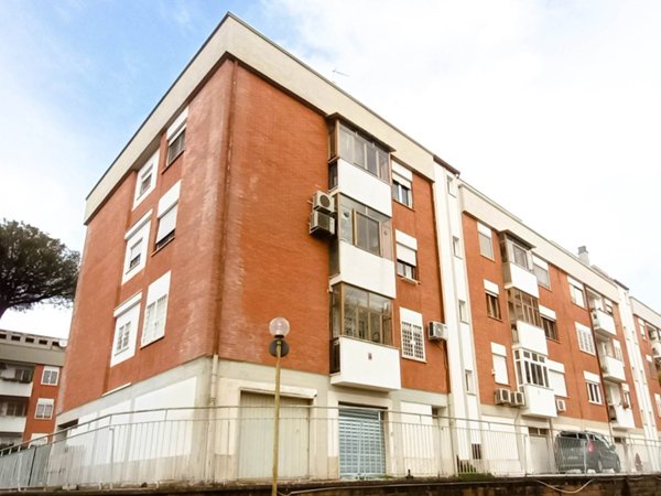 appartamento in vendita a Roma in zona Spinaceto