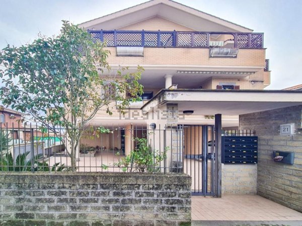 appartamento in vendita a Roma in zona Ottavia