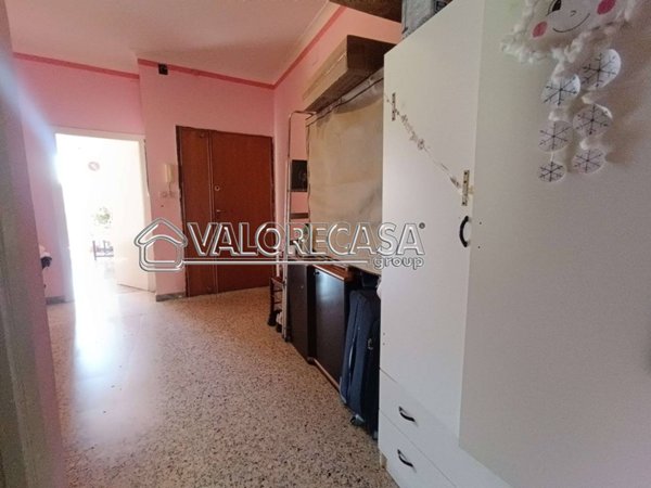 appartamento in vendita a Roma in zona Torre Angela