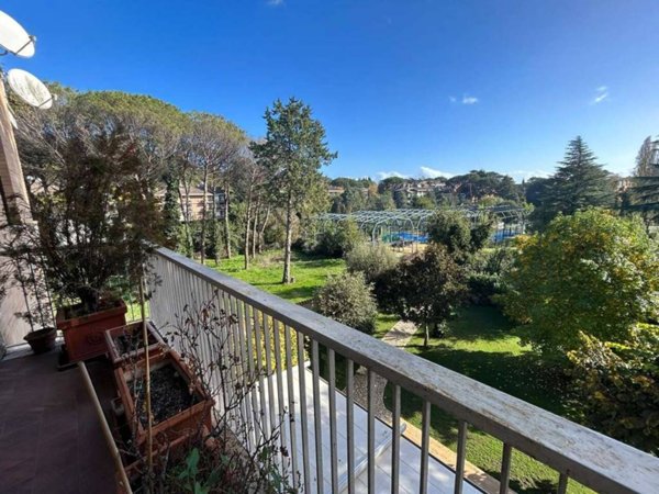 appartamento in vendita a Roma in zona Della Vittoria