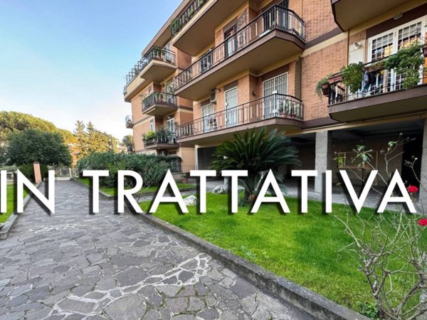 appartamento in vendita a Roma in zona Ostiense