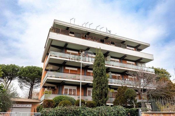 appartamento in vendita a Roma in zona Primavalle