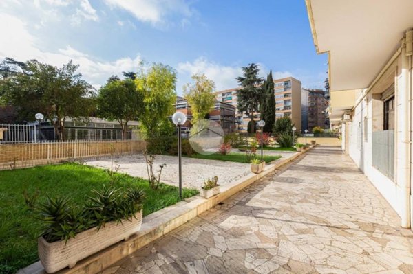 appartamento in vendita a Roma in zona Portuense