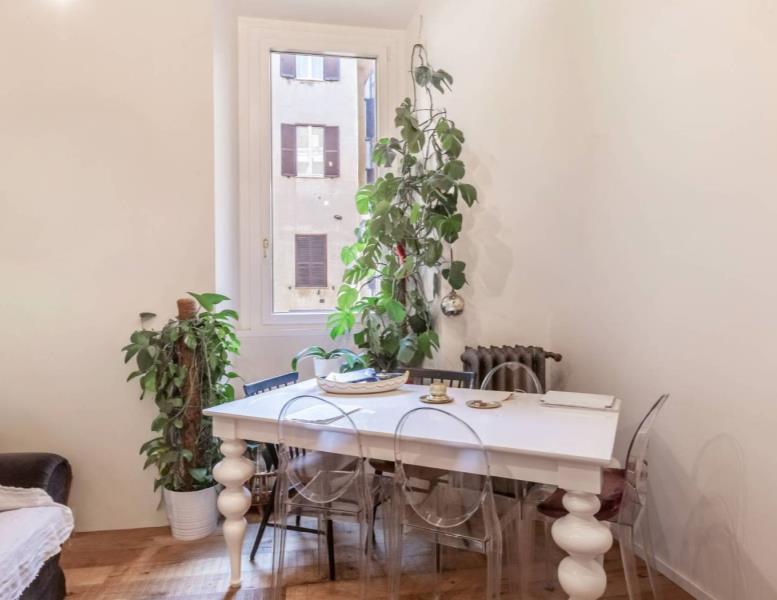 appartamento in vendita a Roma in zona Rione Monti/Campitelli