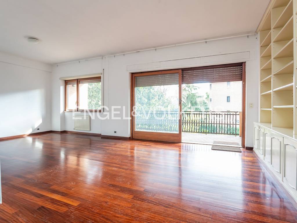 appartamento in vendita a Roma in zona Ardeatino