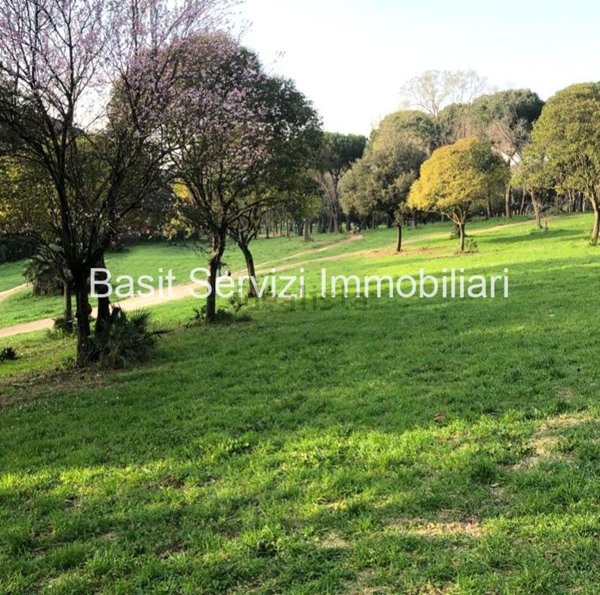 appartamento in vendita a Roma in zona Corviale