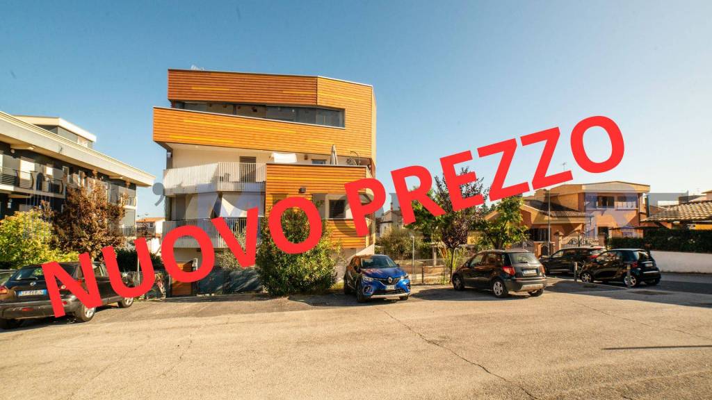 appartamento in vendita a Roma in zona Finocchio