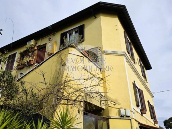 appartamento in vendita a Roma in zona Tuscolano
