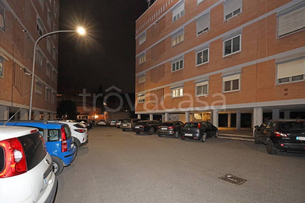 appartamento in vendita a Roma in zona Torrino