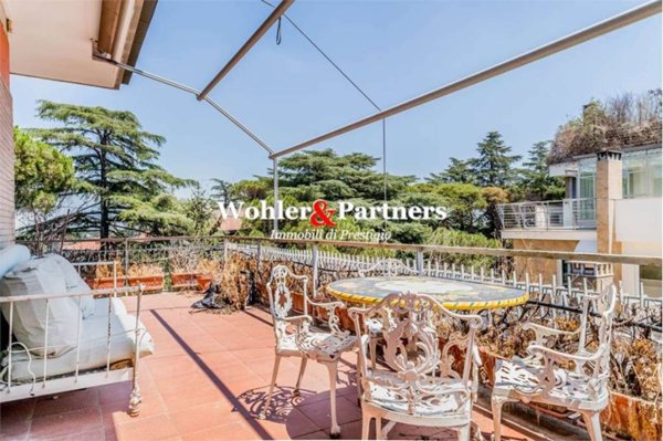 appartamento in vendita a Roma in zona Tor di Quinto