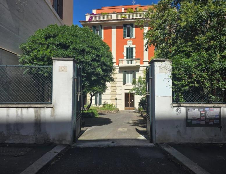ufficio in vendita a Roma in zona Trieste