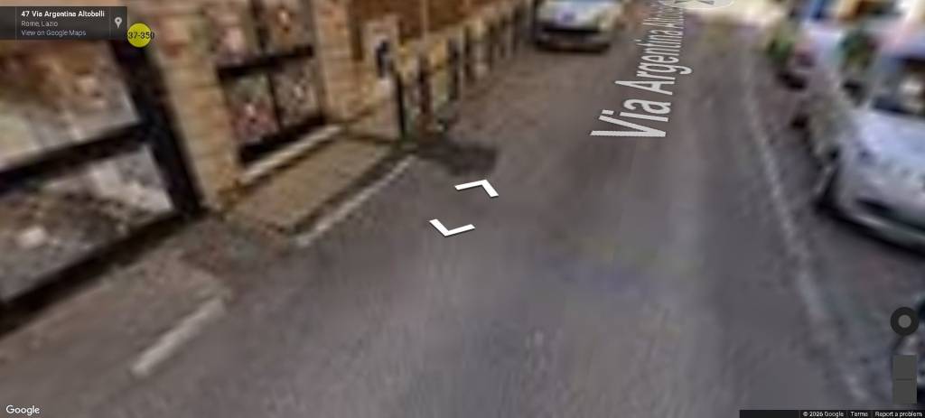 appartamento in vendita a Roma in zona Prenestino-Labicano