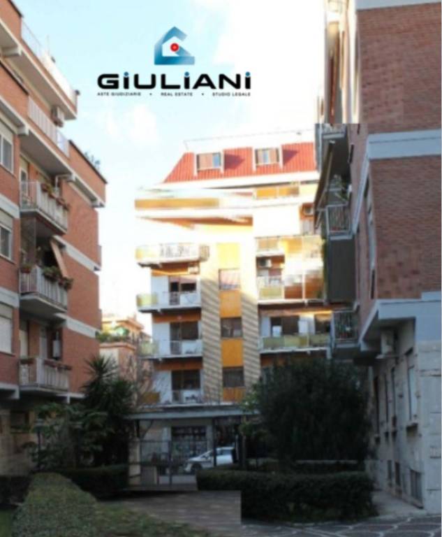 appartamento in vendita a Roma