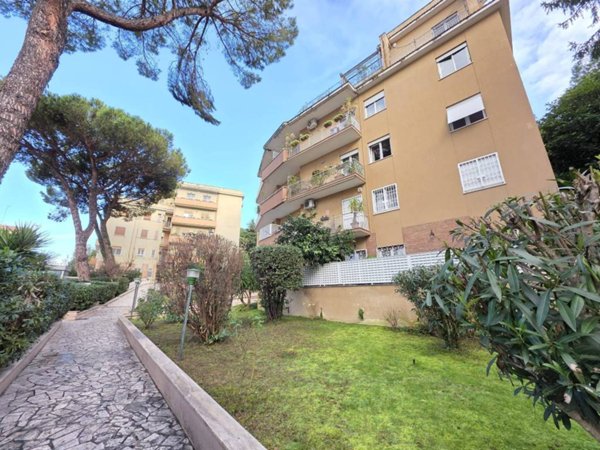 appartamento in vendita a Roma in zona Aurelio