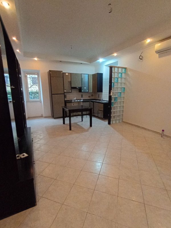 appartamento in vendita a Roma in zona Finocchio