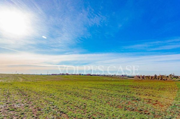 casa indipendente in vendita a Roma in zona Giuliano Dalmata
