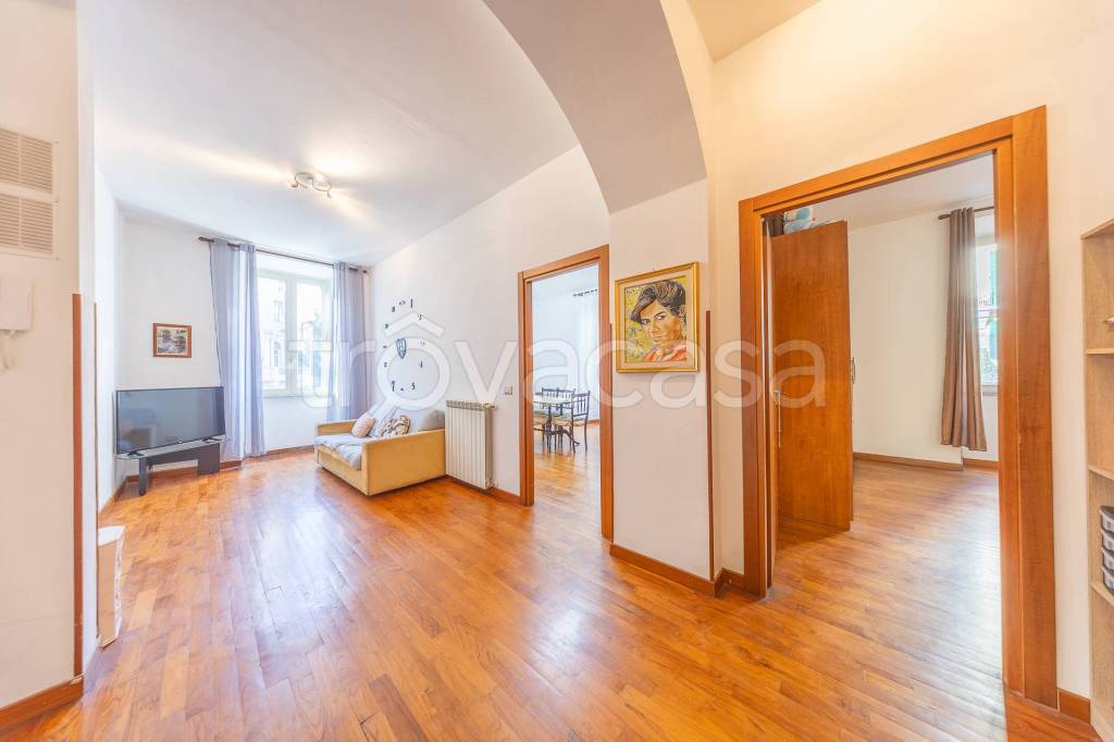 appartamento in vendita a Roma in zona Appio Latino