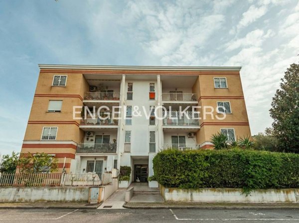 appartamento in vendita a Roma in zona Castel di Leva