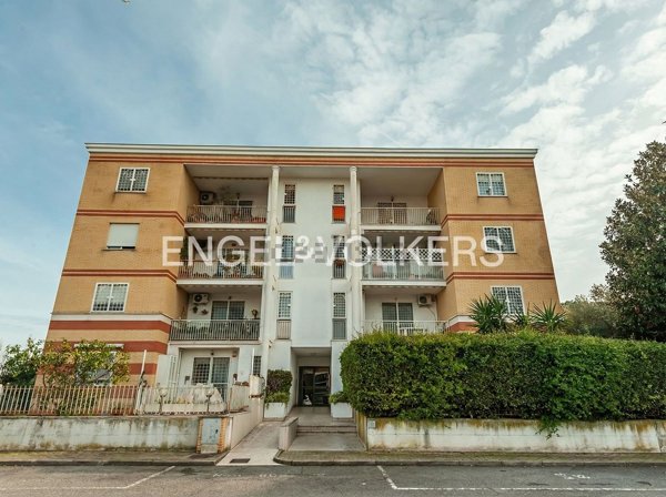 appartamento in vendita a Roma in zona Castel di Leva