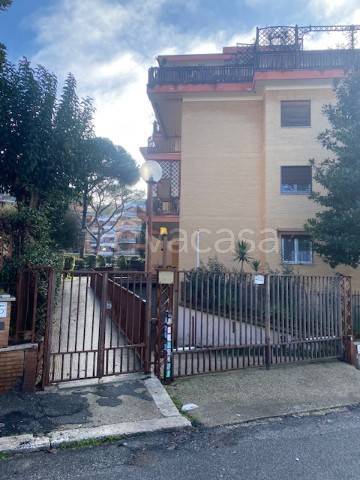 appartamento in vendita a Roma in zona Torrevecchia