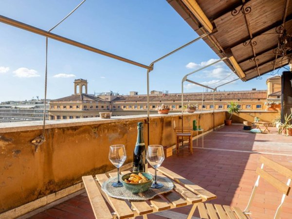 appartamento in vendita a Roma in zona Castro Pretorio