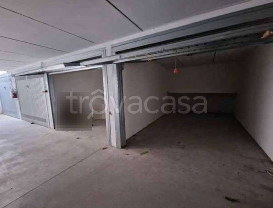 appartamento in vendita a Roma in zona Infernetto