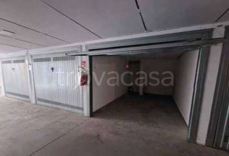 appartamento in vendita a Roma in zona Infernetto