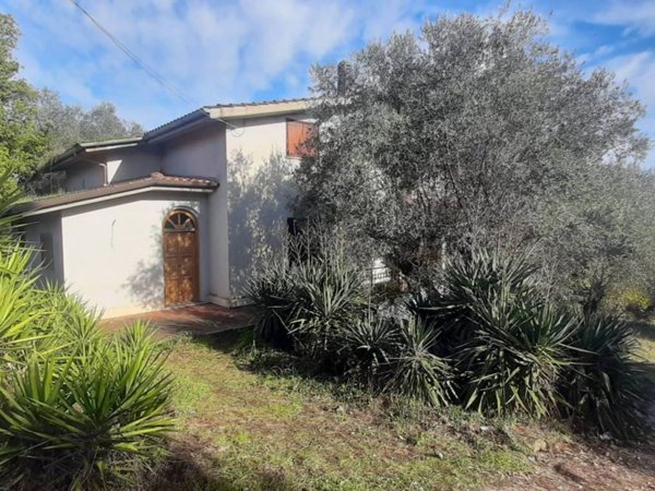 villa in vendita a Roma in zona Olgiata