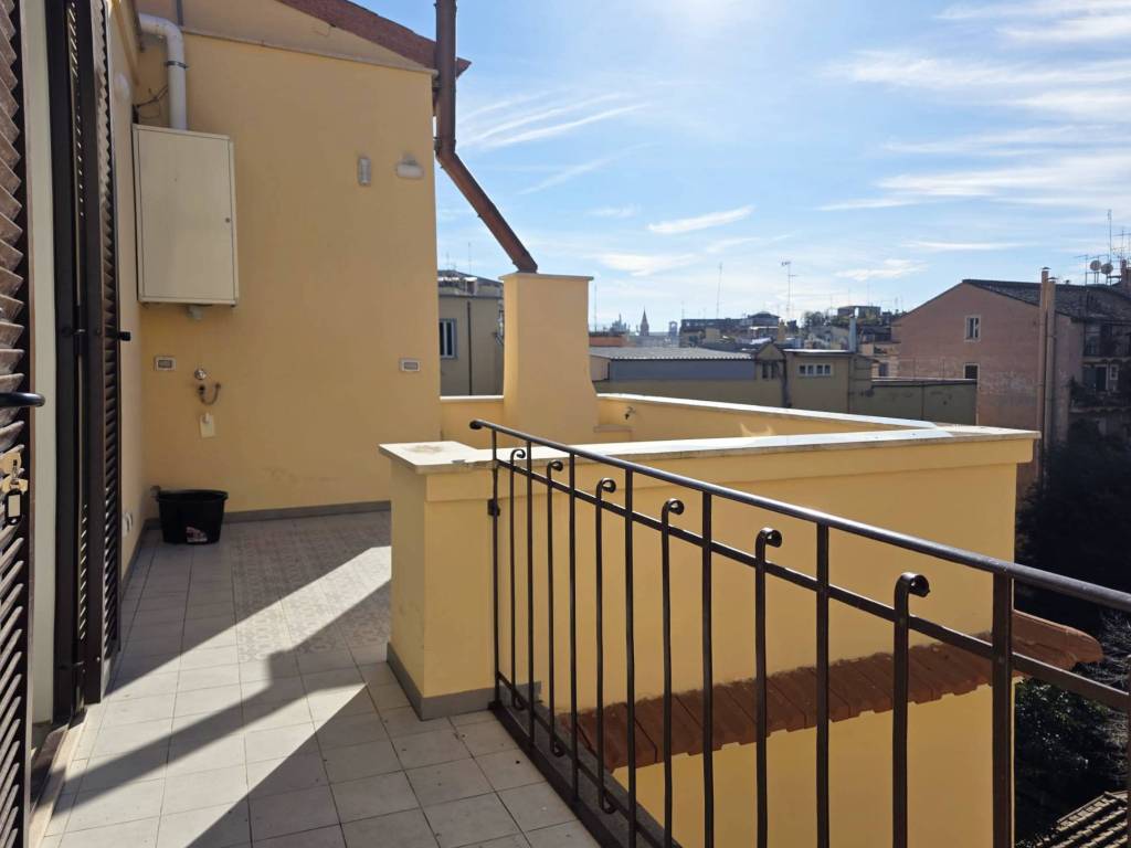 appartamento in vendita a Roma in zona Esquilino