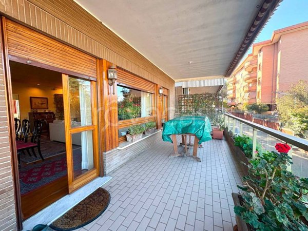 appartamento in vendita a Roma in zona Grottarossa