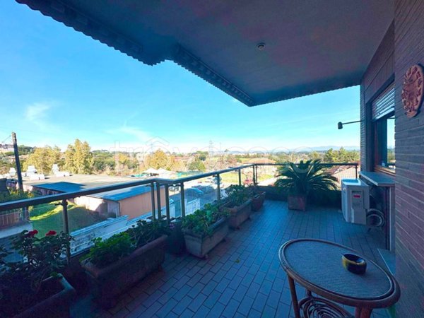 appartamento in vendita a Roma in zona Grottarossa