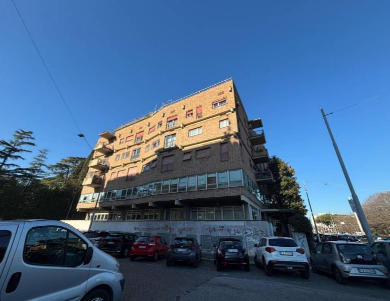 appartamento in vendita a Roma in zona Parioli