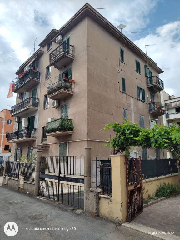 appartamento in vendita a Roma in zona Portuense