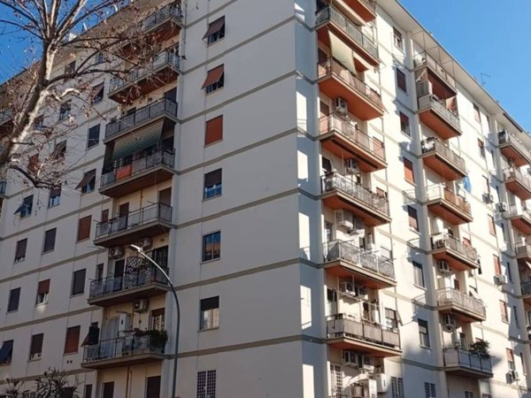 appartamento in vendita a Roma in zona Cinecittà