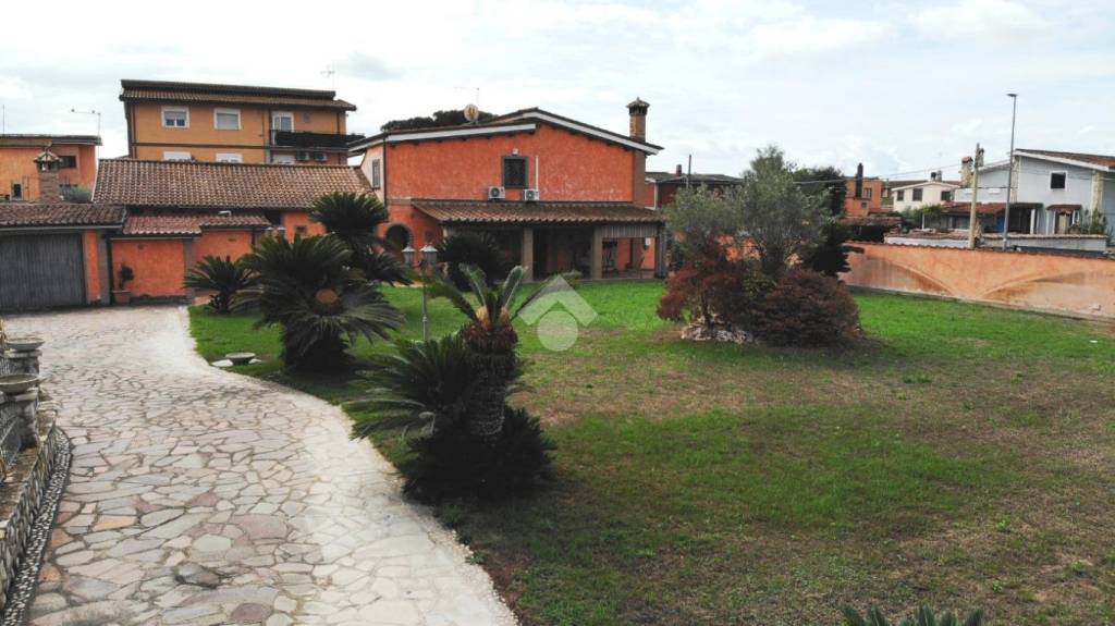 terreno agricolo in vendita a Roma in zona Casal Palocco