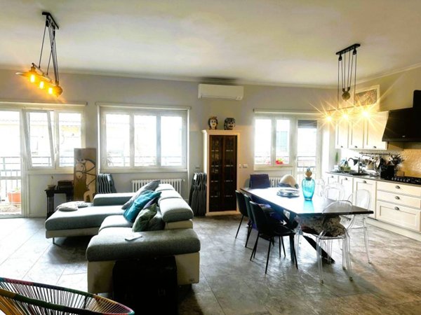 appartamento in vendita a Roma in zona Prenestino-Labicano