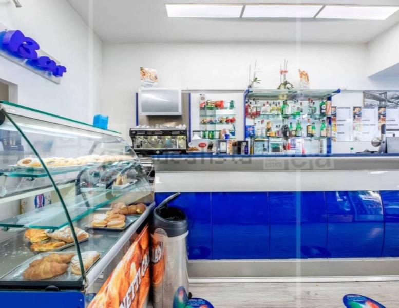 negozio in vendita a Roma in zona Trastevere