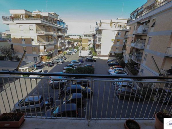 appartamento in vendita a Roma in zona Torrevecchia